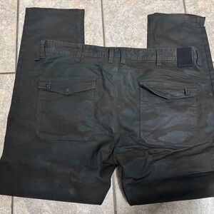 Sean John Mens blue black camo slim straight stretch pants - 42x34